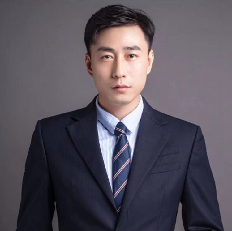 徐晓芳 视觉与舞美负责人